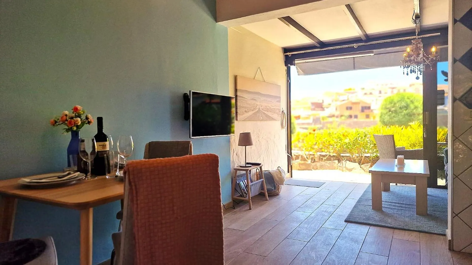 Bungalow In The Heart Of Arguineguin 2 Hébergement de vacances